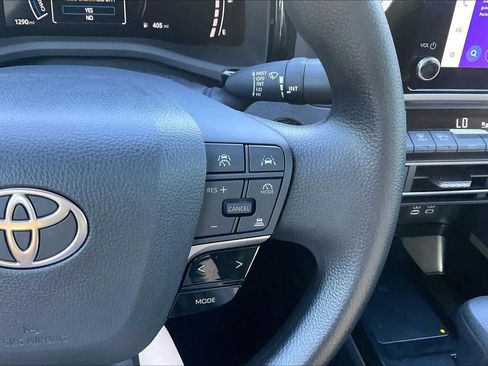 Used 2026 Toyota Camry LE w/ Convenience Package FWD image 24