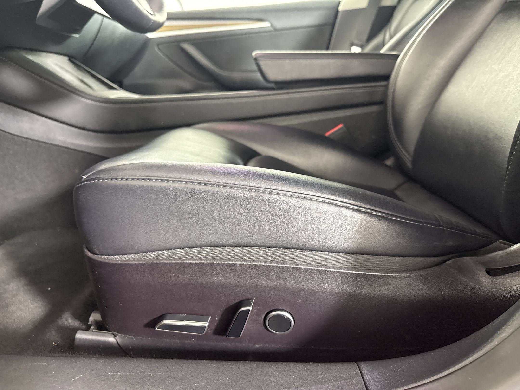 Used 2023 Tesla Model 3 Standard Range RWD image 12