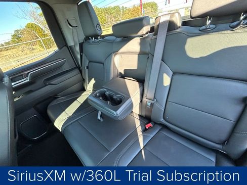 Used 2025 GMC Sierra 1500 SLT image 18