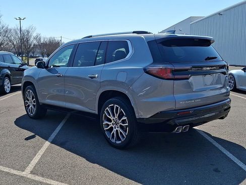 Used 2026 GMC Acadia Denali Ultimate w/ LPO, Floor Liner Package AWD/4WD image 7