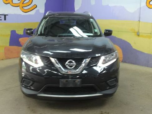 Used 2016 Nissan Rogue S FWD image 3