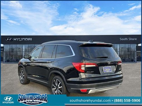 Used 2021 Honda Pilot Touring image 8