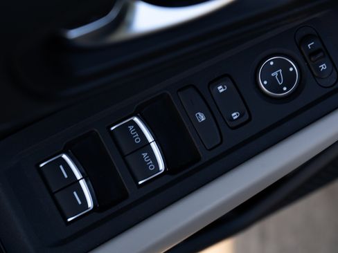 Certified 2023 Honda Accord LX image 37