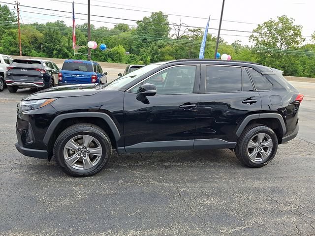 Used 2024 Toyota RAV4 XLE FWD image 8
