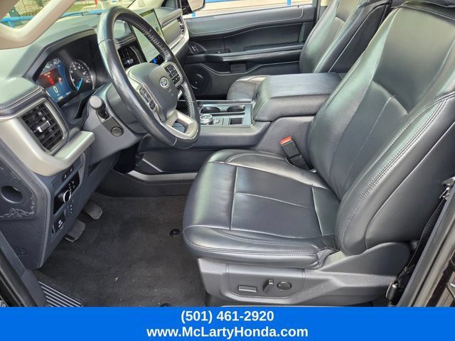 Used 2024 Ford Expedition XLT RWD image 9