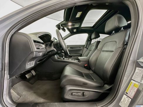 Used 2025 Honda Civic Sport image 13