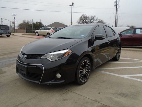 Used 2014 Toyota Corolla L image 2