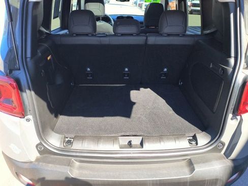 Used 2023 Jeep Renegade Trailhawk w/ Sun/Sound Group AWD/4WD image 23