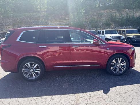 Used 2020 Cadillac XT6 Premium Luxury FWD image 4