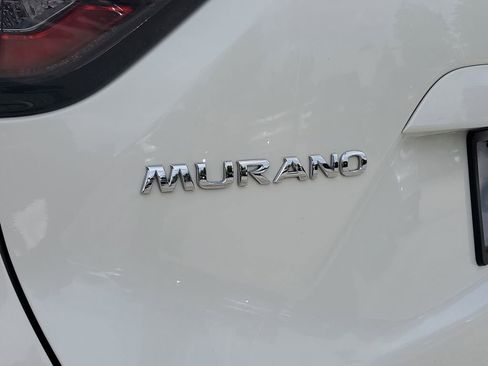 Used 2024 Nissan Murano SL FWD image 8