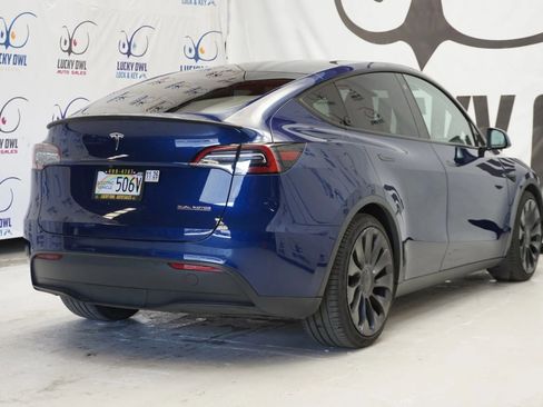 Used 2022 Tesla Model Y Performance image 4