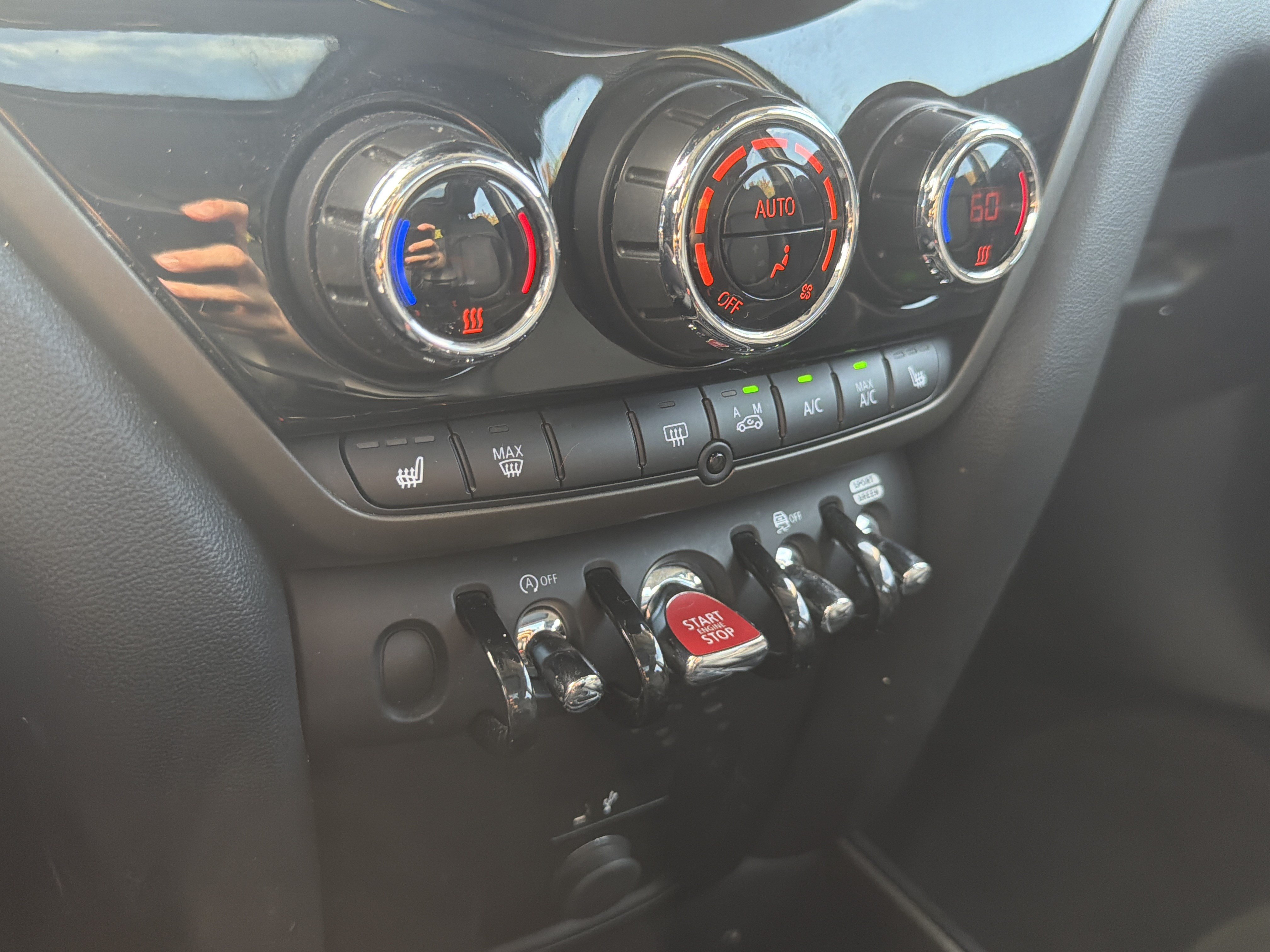 Used 2024 MINI Cooper Countryman S w/ Premium Package FWD image 36