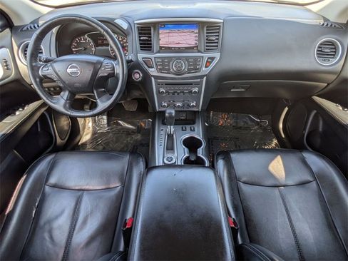 Used 2019 Nissan Pathfinder SL image 30