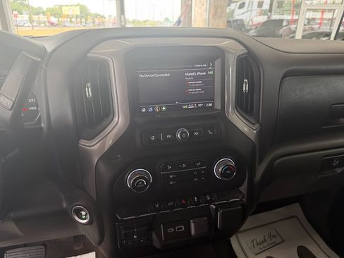 Used 2024 Chevrolet Silverado 2500 Custom w/ Custom Convenience Package AWD/4WD image 34