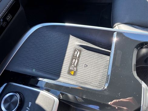 Used 2025 Buick Enclave Preferred w/ LPO, All-Weather Package image 43