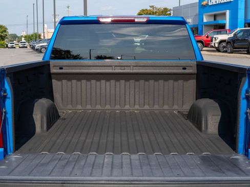Used 2023 Chevrolet Silverado 1500 RST w/ LPO, Dark Essentials Package AWD/4WD image 9