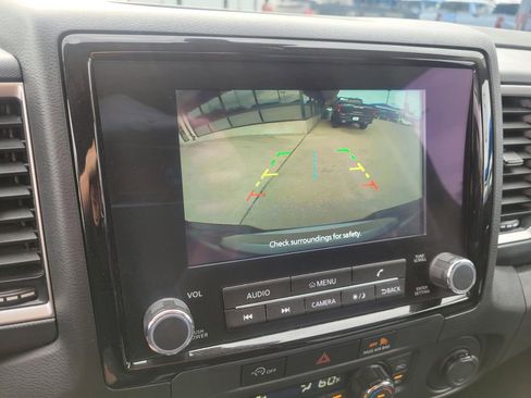 Used 2024 Nissan Frontier SV w/ SV Convenience Package RWD image 23