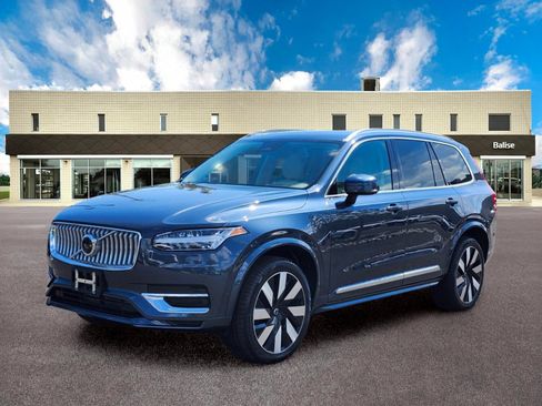 Used 2025 Volvo XC90 T8 Plus w/ Protection Package Premier AWD/4WD image 7