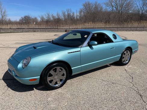 Used 2002 Ford Thunderbird RWD image 19