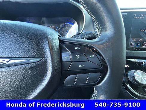 Used 2018 Chrysler Pacifica Touring Plus w/ S Appearance Package image 28