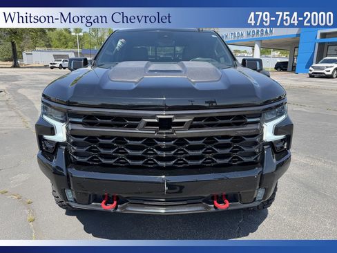 Used 2022 Chevrolet Silverado 1500 ZR2 w/ Technology Package image 2