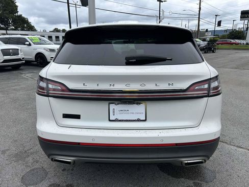 Used 2022 Lincoln Nautilus Reserve AWD/4WD image 6