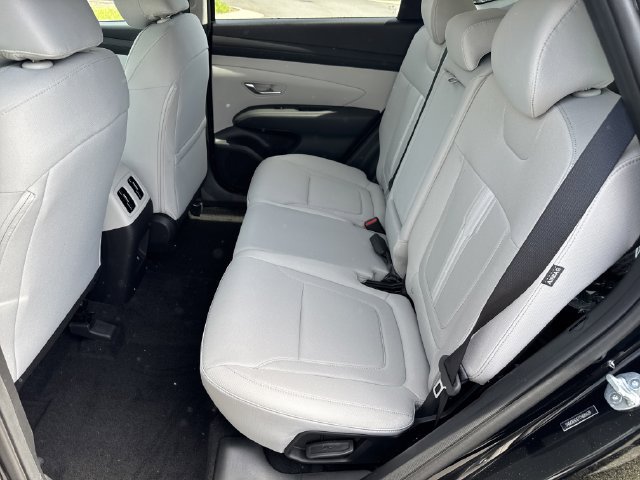 New 2026 Hyundai Tucson SEL FWD image 23