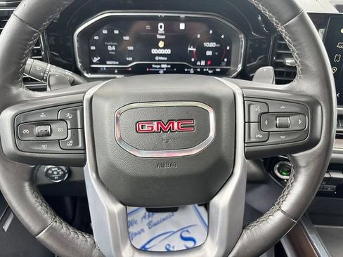 Used 2023 GMC Sierra 1500 SLT w/ SLT Premium Plus Package AWD/4WD image 22