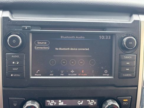 Used 2019 Nissan Titan SV w/ SV Convenience Package image 9