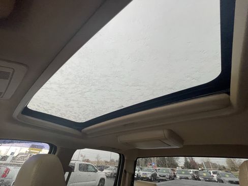 Used 2011 GMC Sierra 3500 Denali image 26