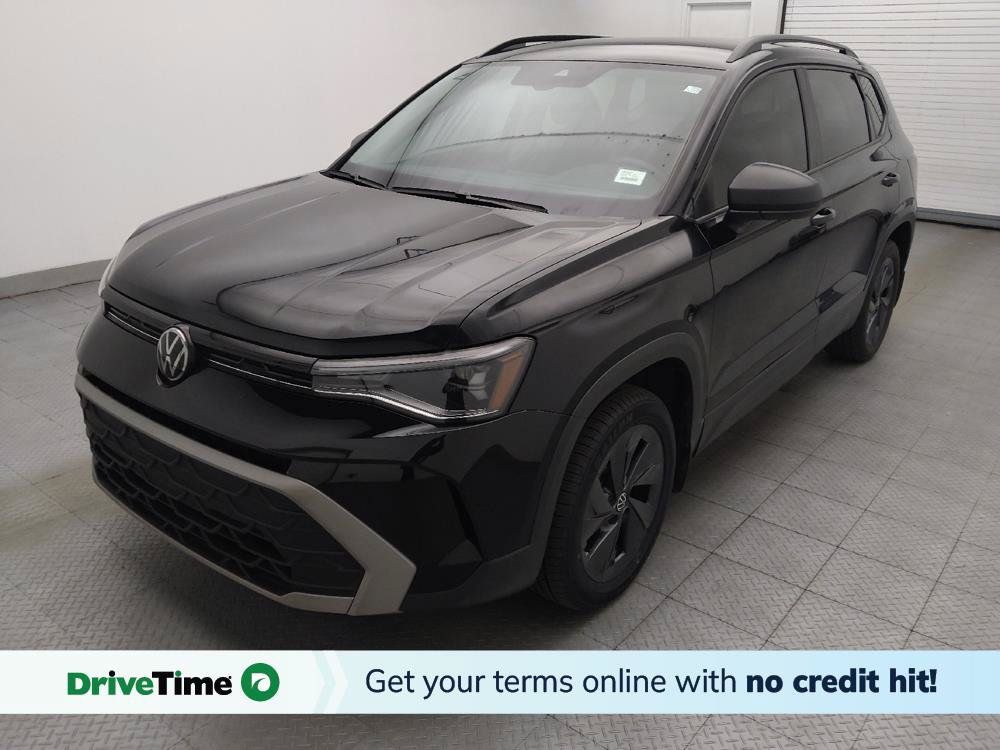 Used 2025 Volkswagen Taos S FWD image 1
