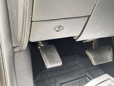 Used 2018 RAM 1500 Sport w/ Convenience Group AWD/4WD image 23