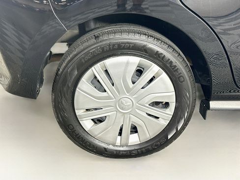 Used 2024 Mitsubishi Mirage ES FWD image 11