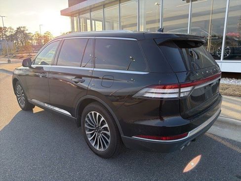 Used 2023 Lincoln Aviator Reserve w/ Equipment Group 201A image 3