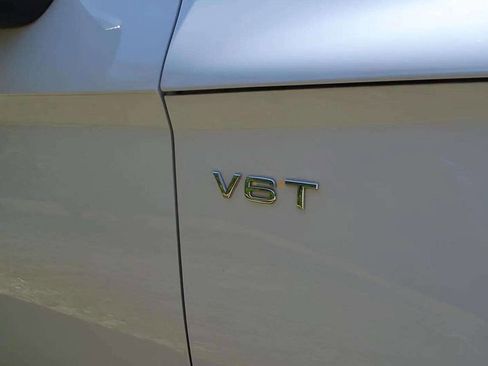 Used 2018 Audi SQ5 Premium Plus w/ Navigation Package image 38