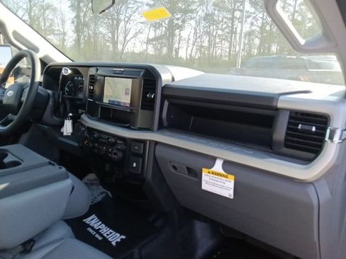New 2026 Ford F350 XL w/ XL Chrome Package image 33