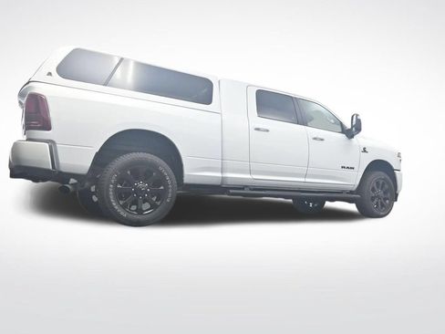 Used 2026 RAM 3500 Laramie w/ Night Edition AWD/4WD image 32