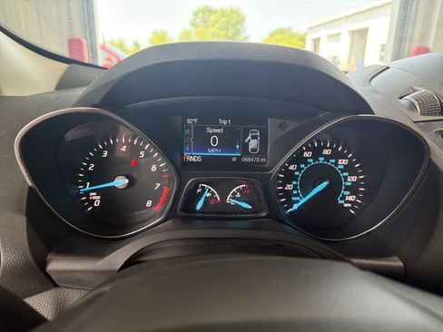 Used 2016 Ford Escape Titanium FWD image 32