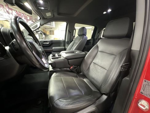 Certified 2019 GMC Sierra 1500 SLT w/ X31 Off-Road Package image 18