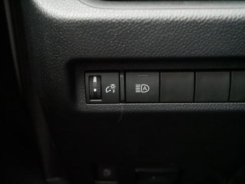 Used 2023 Toyota RAV4 XLE image 27