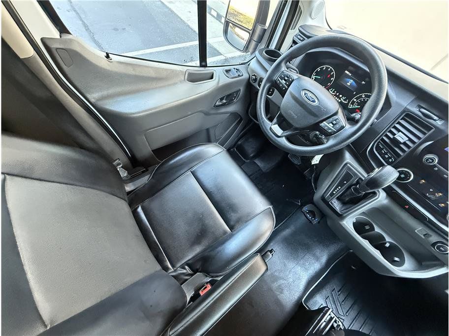 Used 2020 Ford Transit 250 Medium Roof RWD image 10
