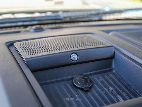 Used 2019 Ford F150 Raptor w/ Equipment Group 802A Luxury image 34