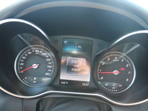 Used 2016 Mercedes-Benz C 300 Sedan image 33