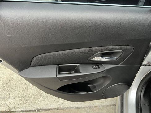 Used 2013 Chevrolet Cruze LT w/ RS Package image 21