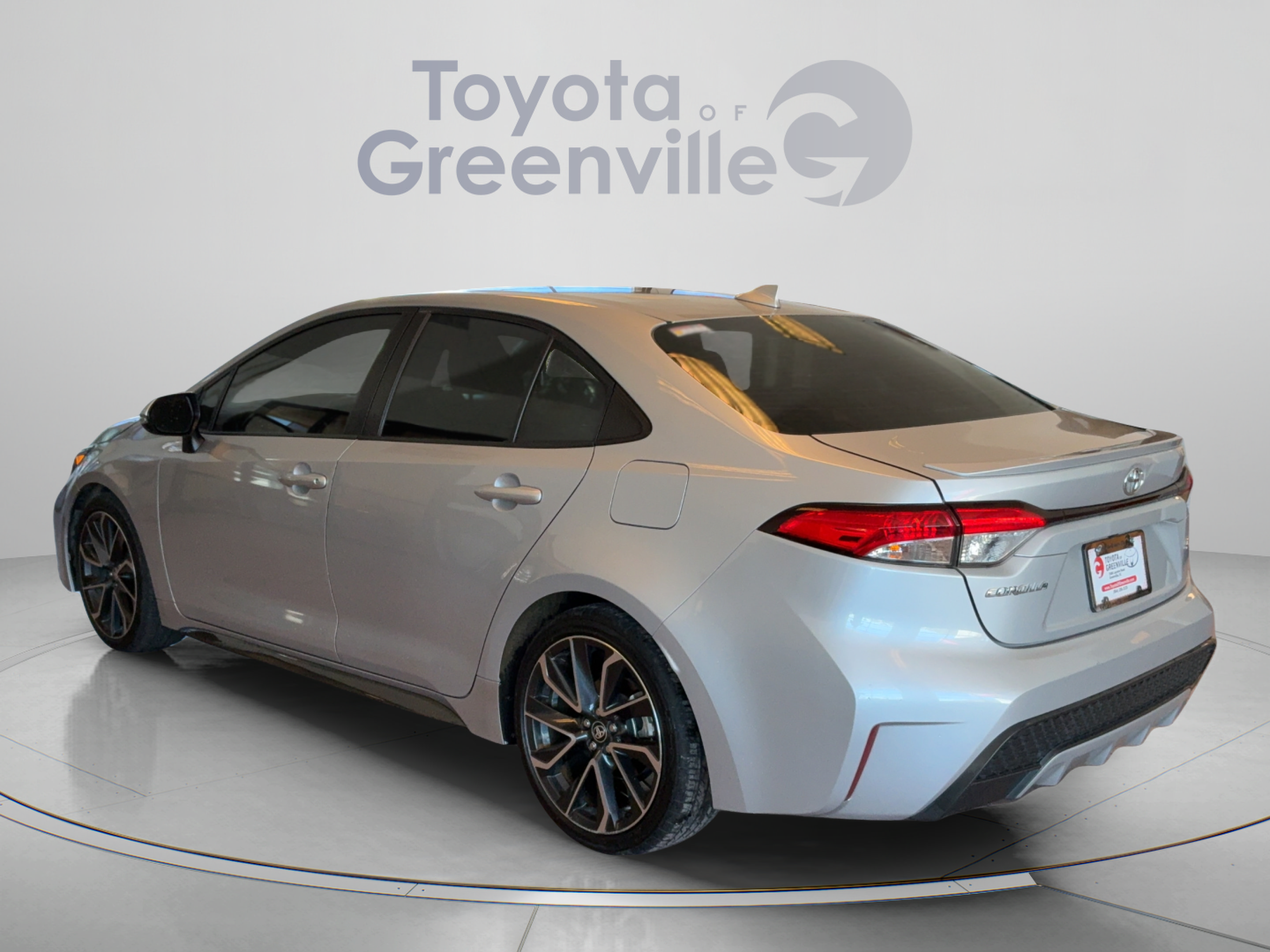 Certified 2022 Toyota Corolla SE FWD image 4