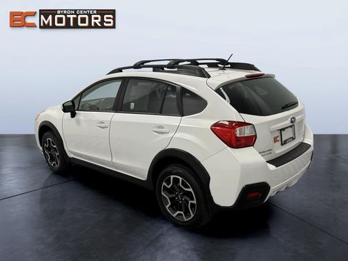 Used 2017 Subaru Crosstrek 2.0i Premium w/ Popular Package #2 image 4