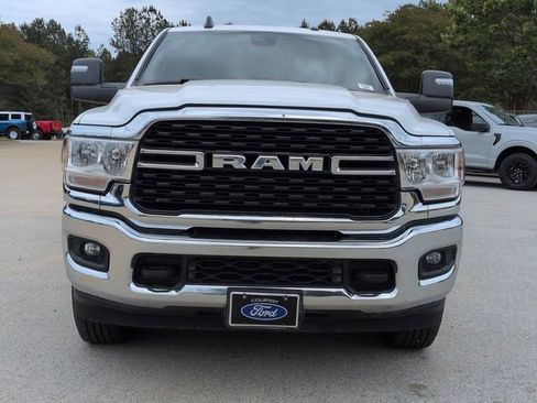 Used 2024 RAM 3500 Big Horn AWD/4WD image 9