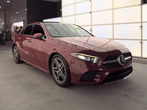 Used 2022 Mercedes-Benz A 220 4MATIC image 2