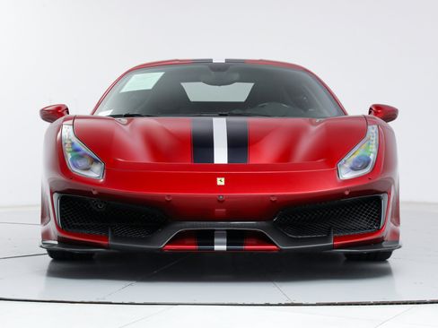 Certified 2019 Ferrari 488 Pista Coupe image 32