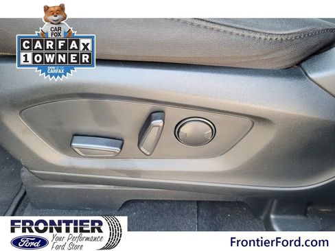 Used 2023 Ford Explorer XLT RWD image 24